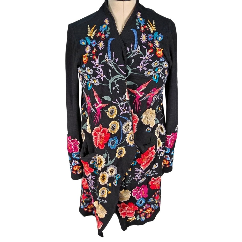 Johnny Was Biya Cardigan Womens Medium Black Floral Hummingbird Embroidered Long